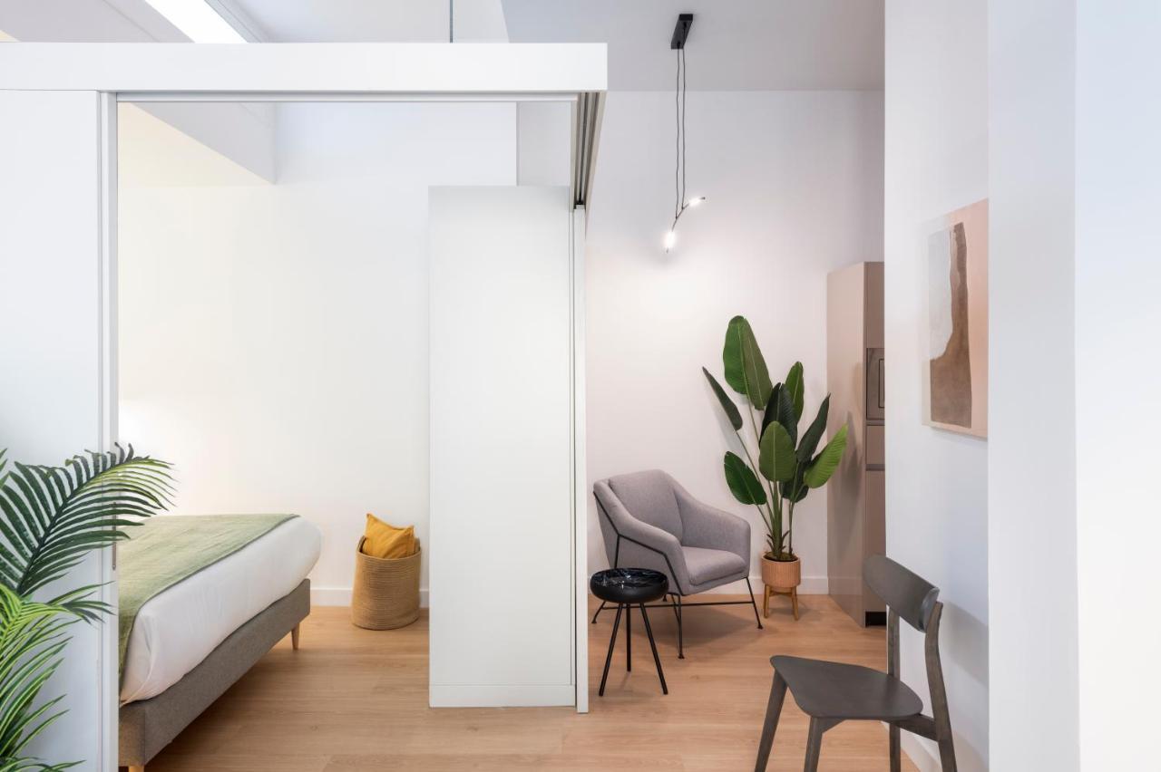 Suites Maestranza - Santas Patronas By Magno Apartments Séville Extérieur photo