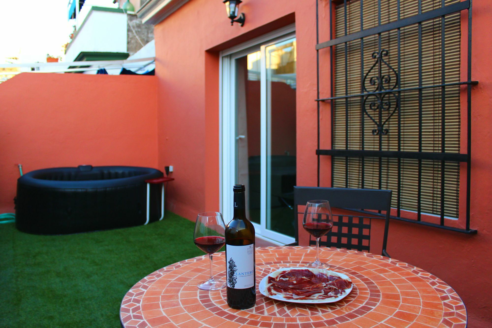 Suites Maestranza - Santas Patronas By Magno Apartments Séville Extérieur photo